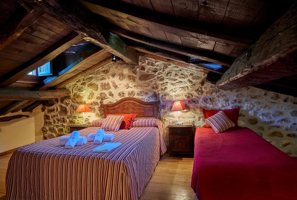 Casas Rurales La Tahona De Besnes Guest House Alles Ngoại thất bức ảnh